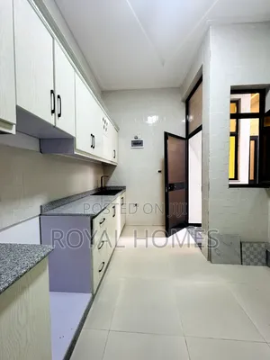 Furnished 5bdrm Villa in Bole for sale