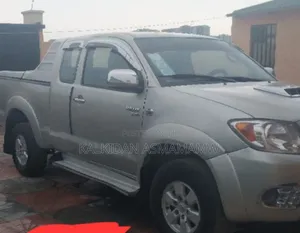 Toyota Hilux 2007 Silver