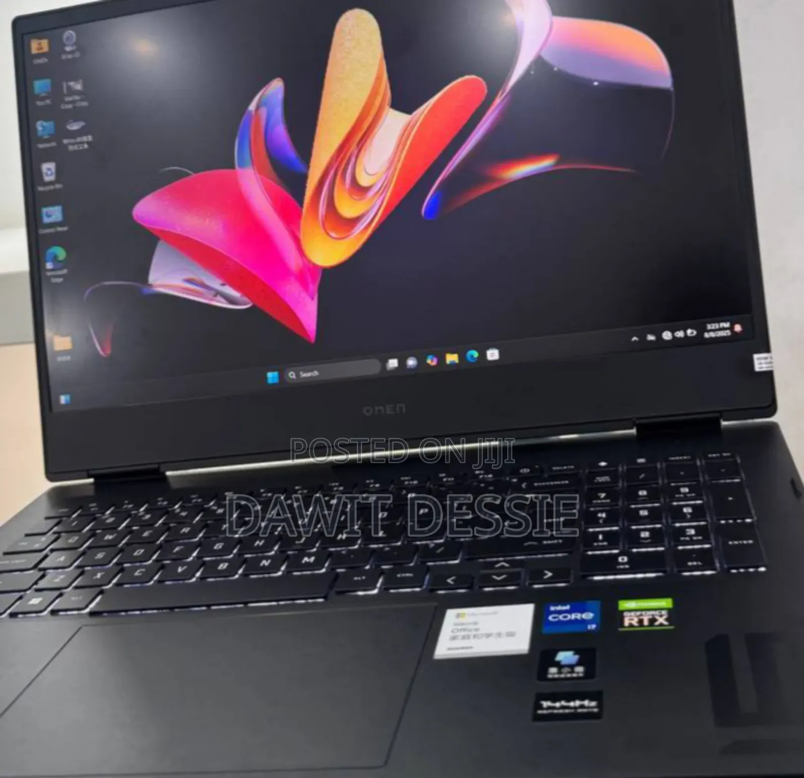 New Laptop MSI Stealth 16 AI Studio 16GB Intel Core I7 SSD 512GB