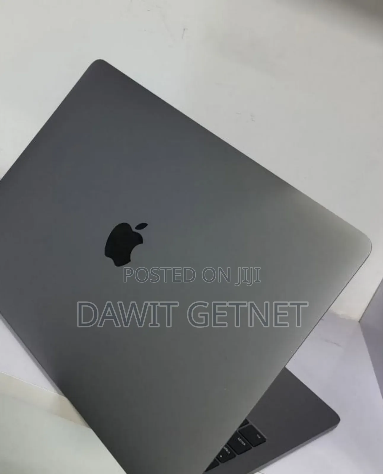 New Laptop Apple MacBook Pro 2017 8GB Intel Core I5 SSD 128GB