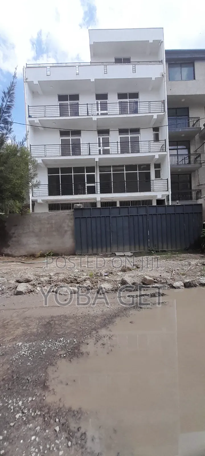Furnished 10bdrm House in Yoba, Akaky Kaliti for sale