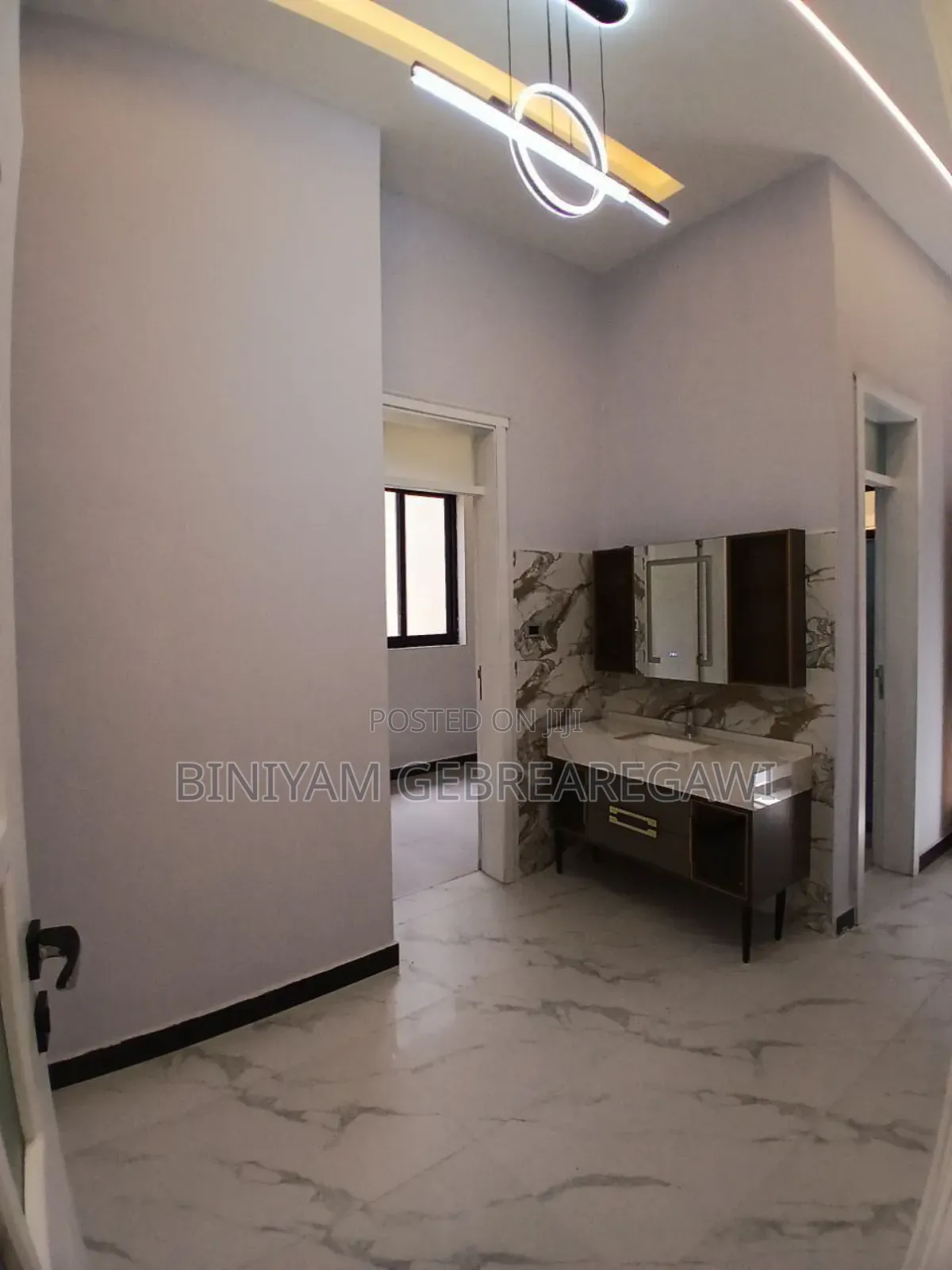 5bdrm Villa in House, Yeka for rent