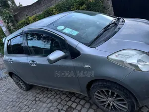 Toyota Yaris 1.0 VVT-i 2007 Silver