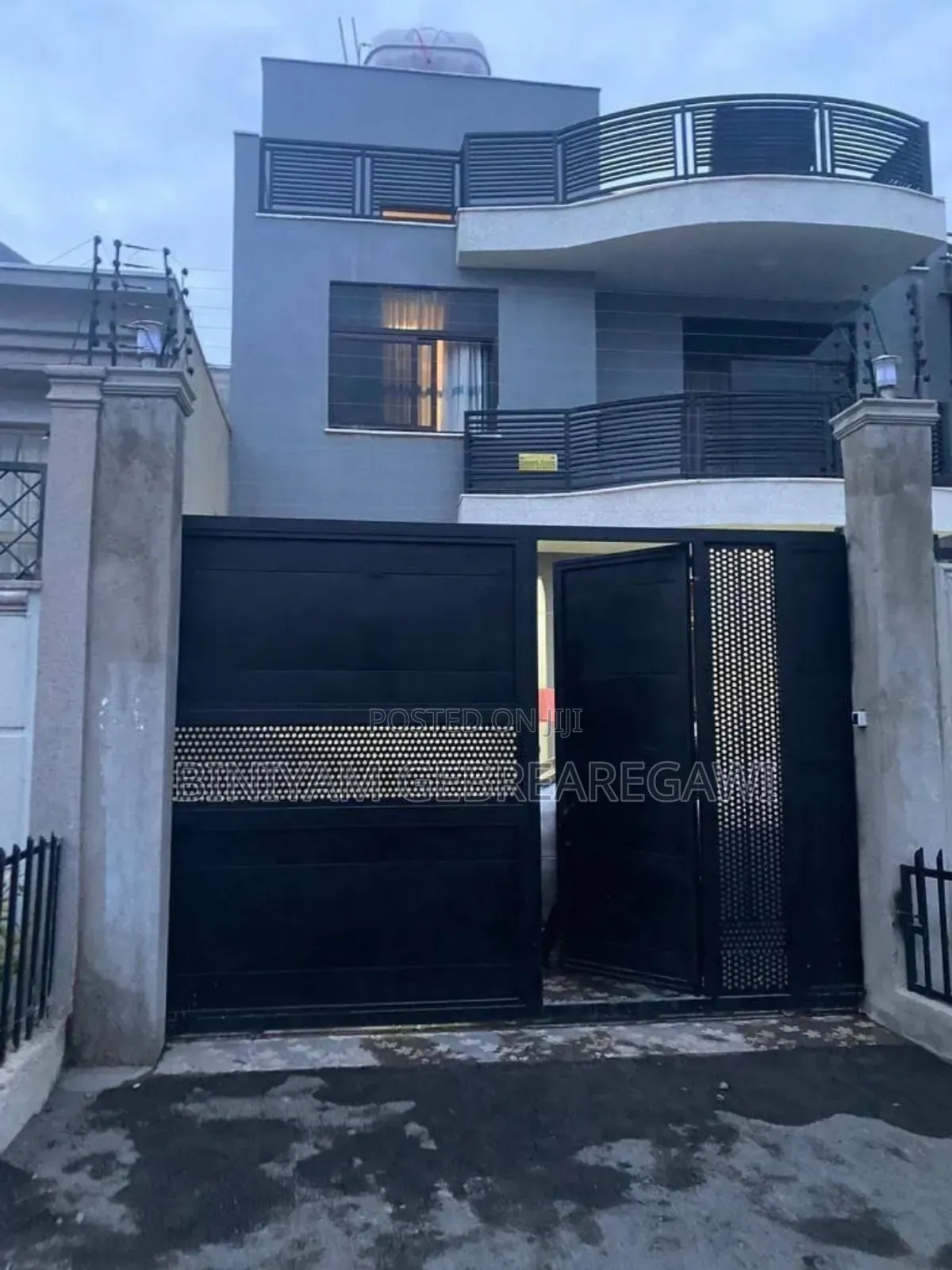 5bdrm House in G+1, Yeka for rent