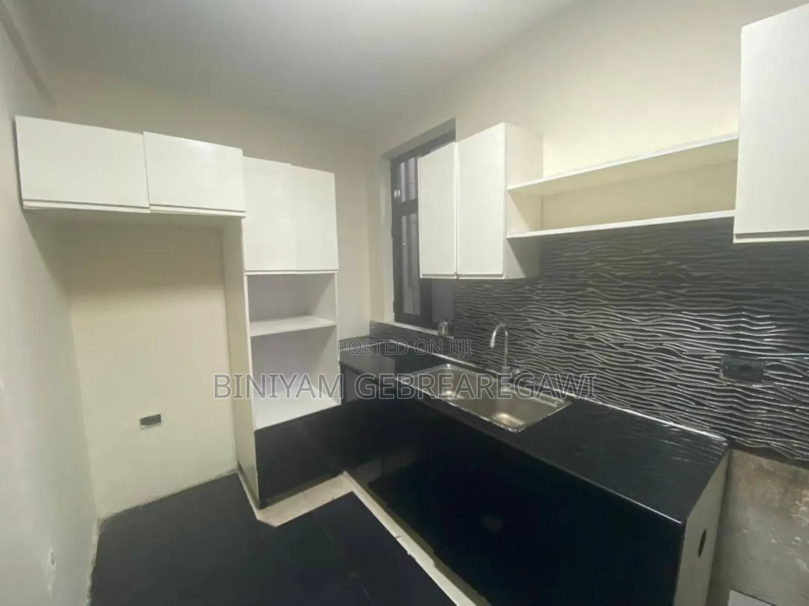 5bdrm House in G+1, Yeka for rent