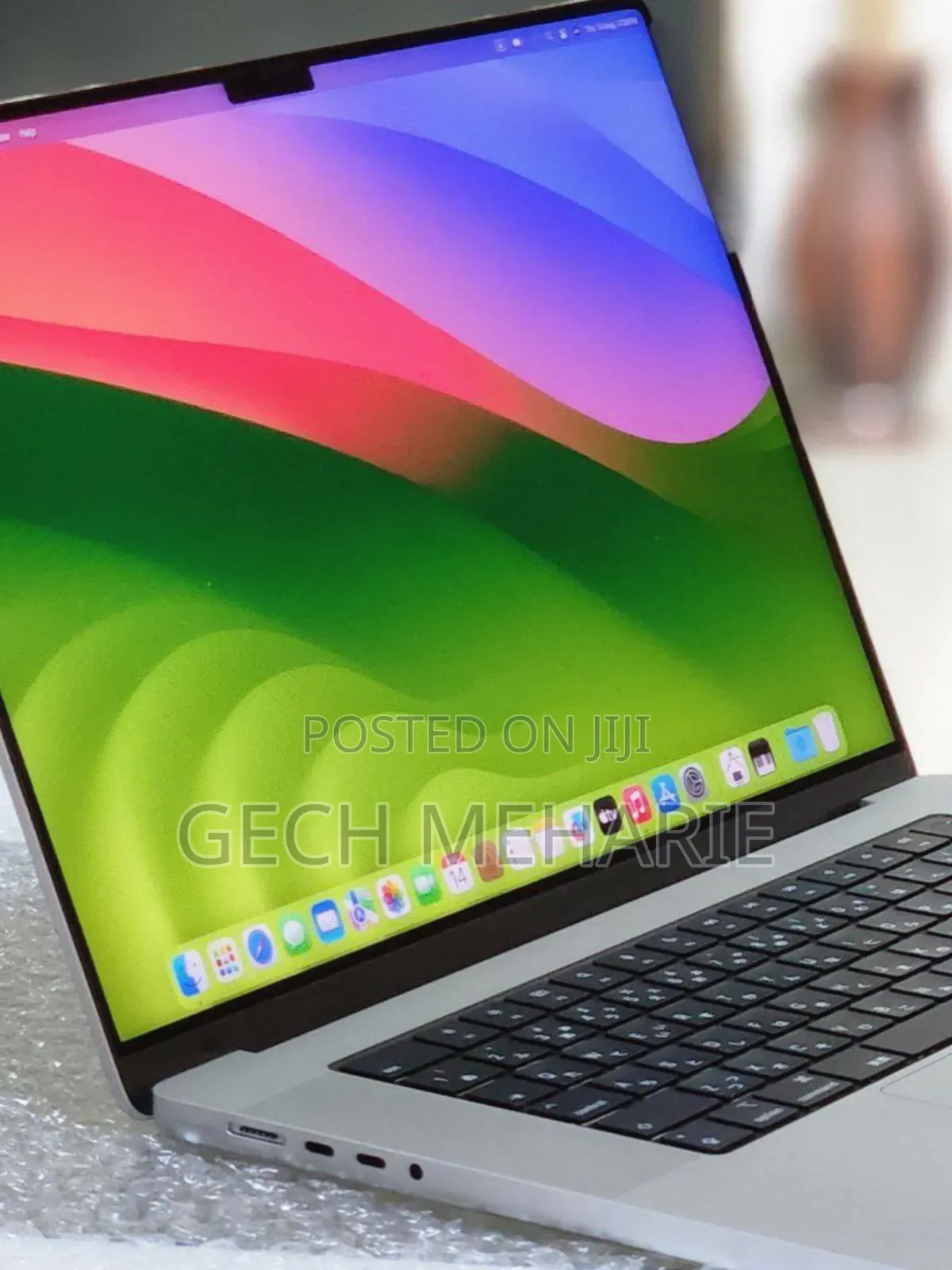 New Laptop Apple MacBook Pro 2021 M1 32GB Apple M1 Pro SSD 512GB