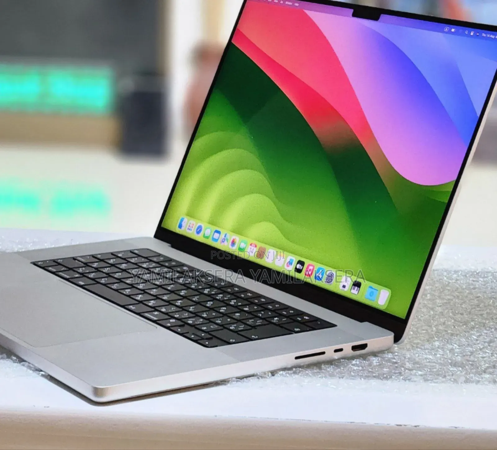 New Laptop Apple MacBook Pro M1 32GB Apple M1 Pro SSD 512GB