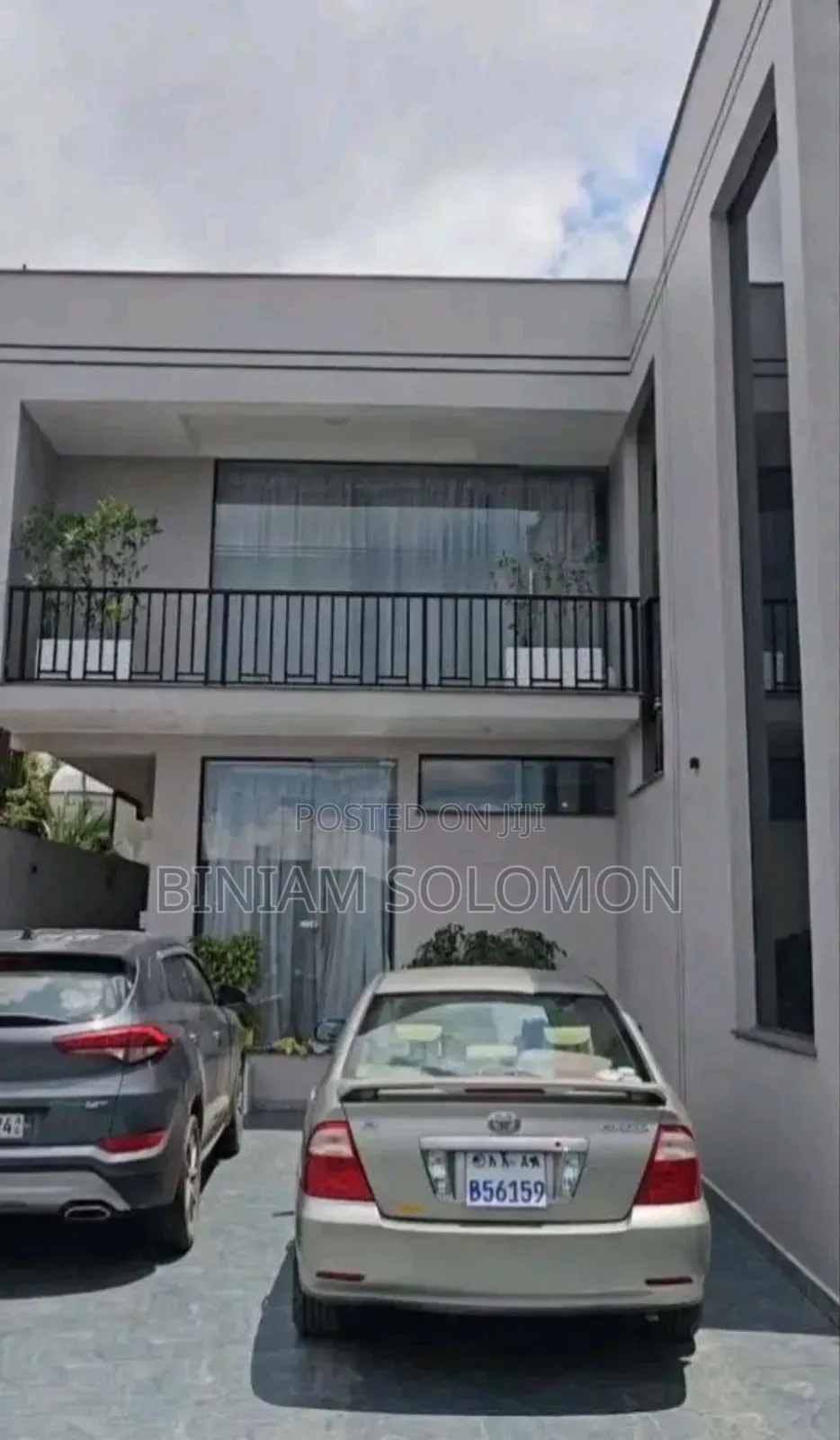 5bdrm Villa in Bole for sale