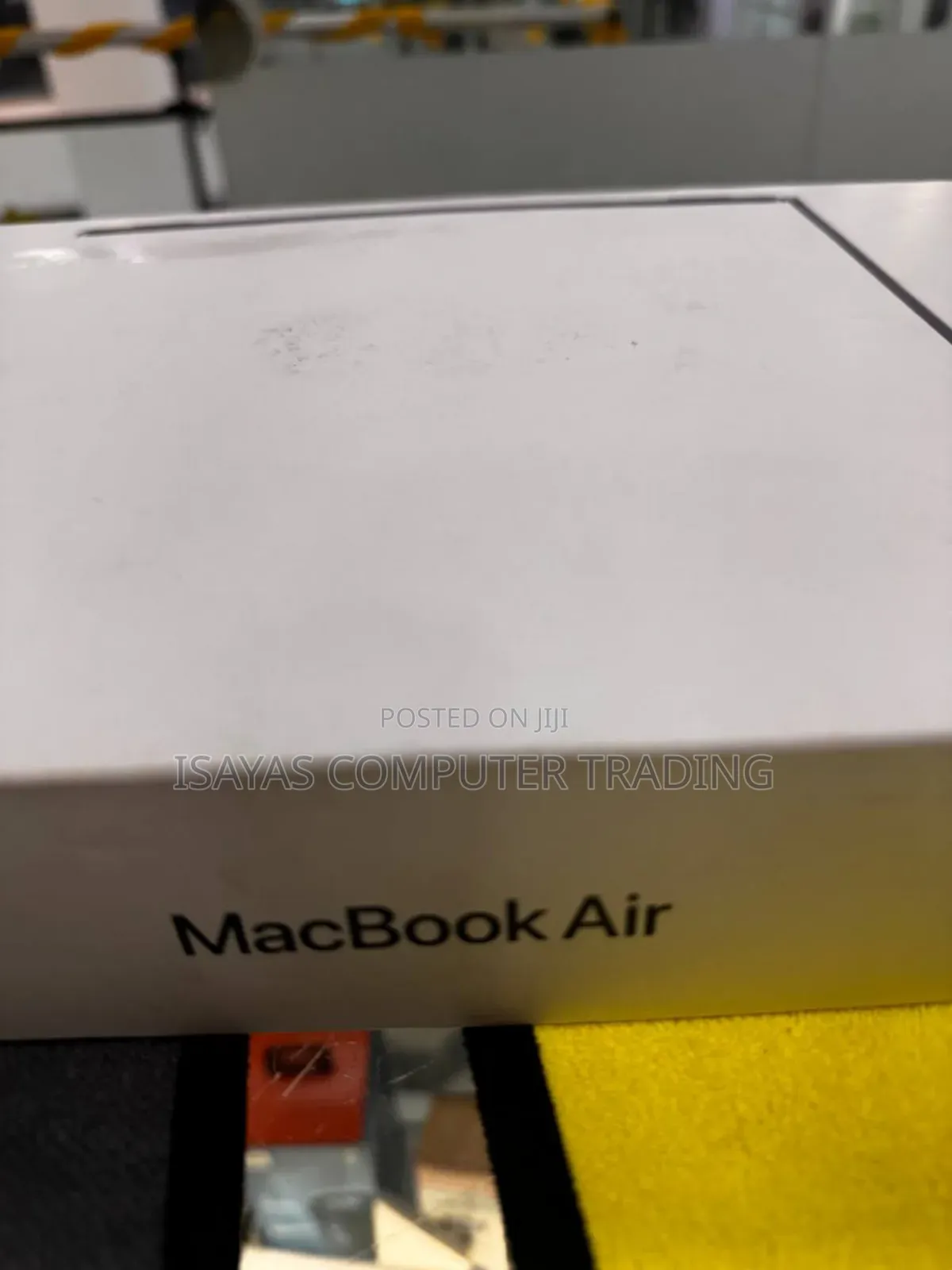 New Laptop Apple MacBook Pro 2024 M4 Pro 14-Inch 16GB SSD 256GB