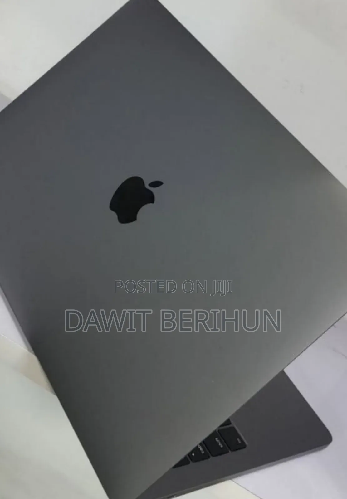 New Laptop Apple MacBook Pro 2017 8GB Intel Core I5 SSD 128GB