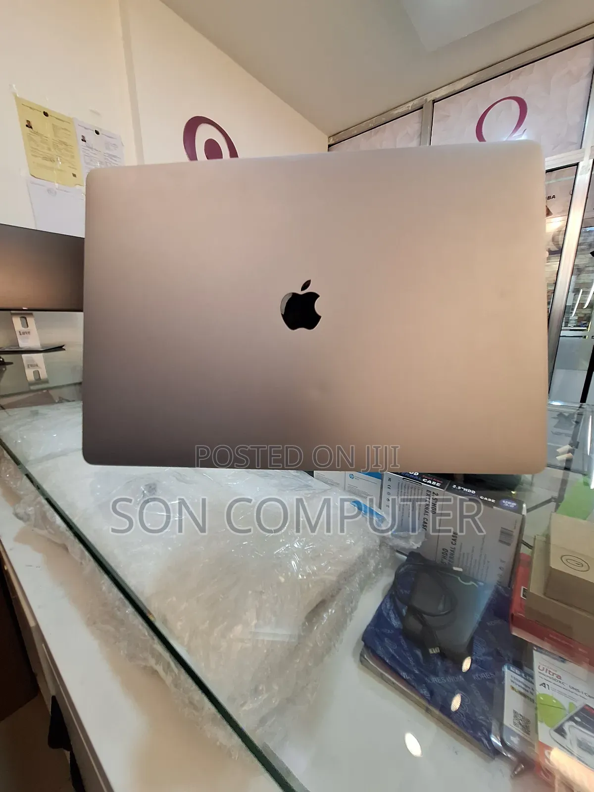 New Laptop Apple MacBook Pro 2019 16GB Intel Core I9 SSD 1T