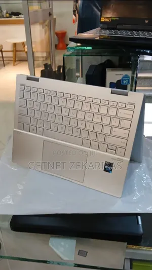 New Laptop HP Envy X360 8GB Intel Core I7 SSD 512GB