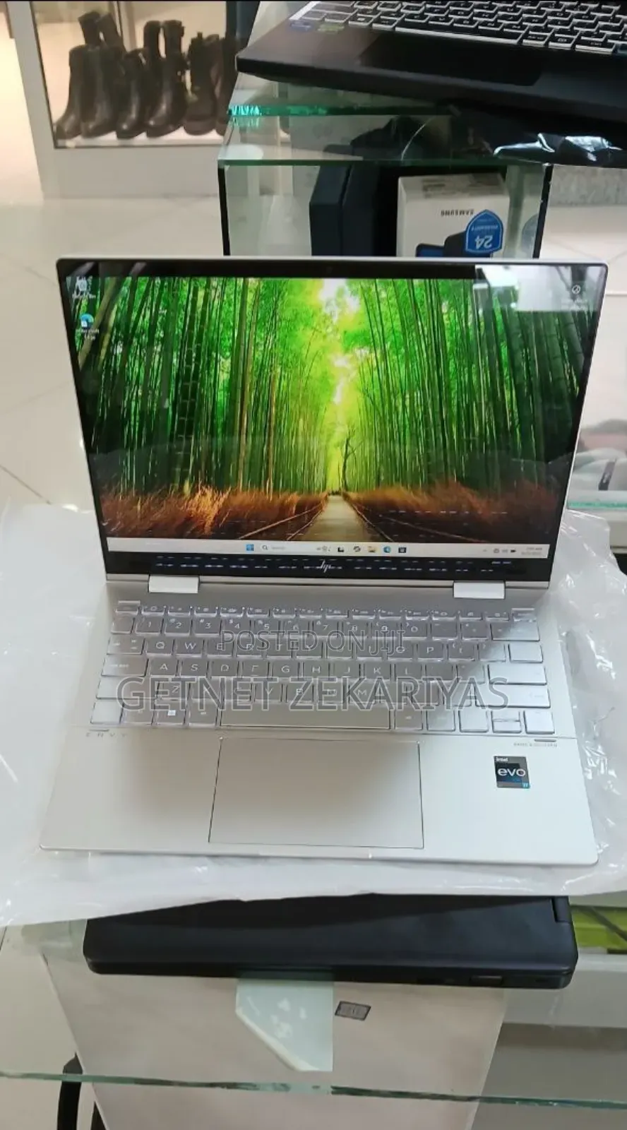 New Laptop HP Envy X360 8GB Intel Core I7 SSD 512GB