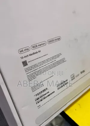 New Laptop Apple MacBook Air 2024 M3 13-Inch 16GB Apple M3 SSD 256GB