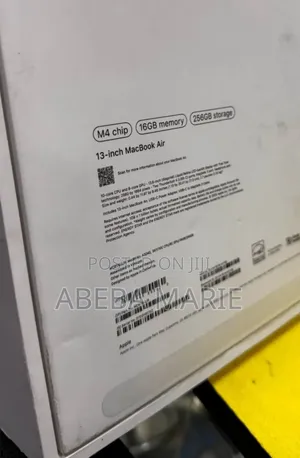 New Laptop Apple MacBook Air 2024 M3 13-Inch 16GB Apple M3 SSD 256GB