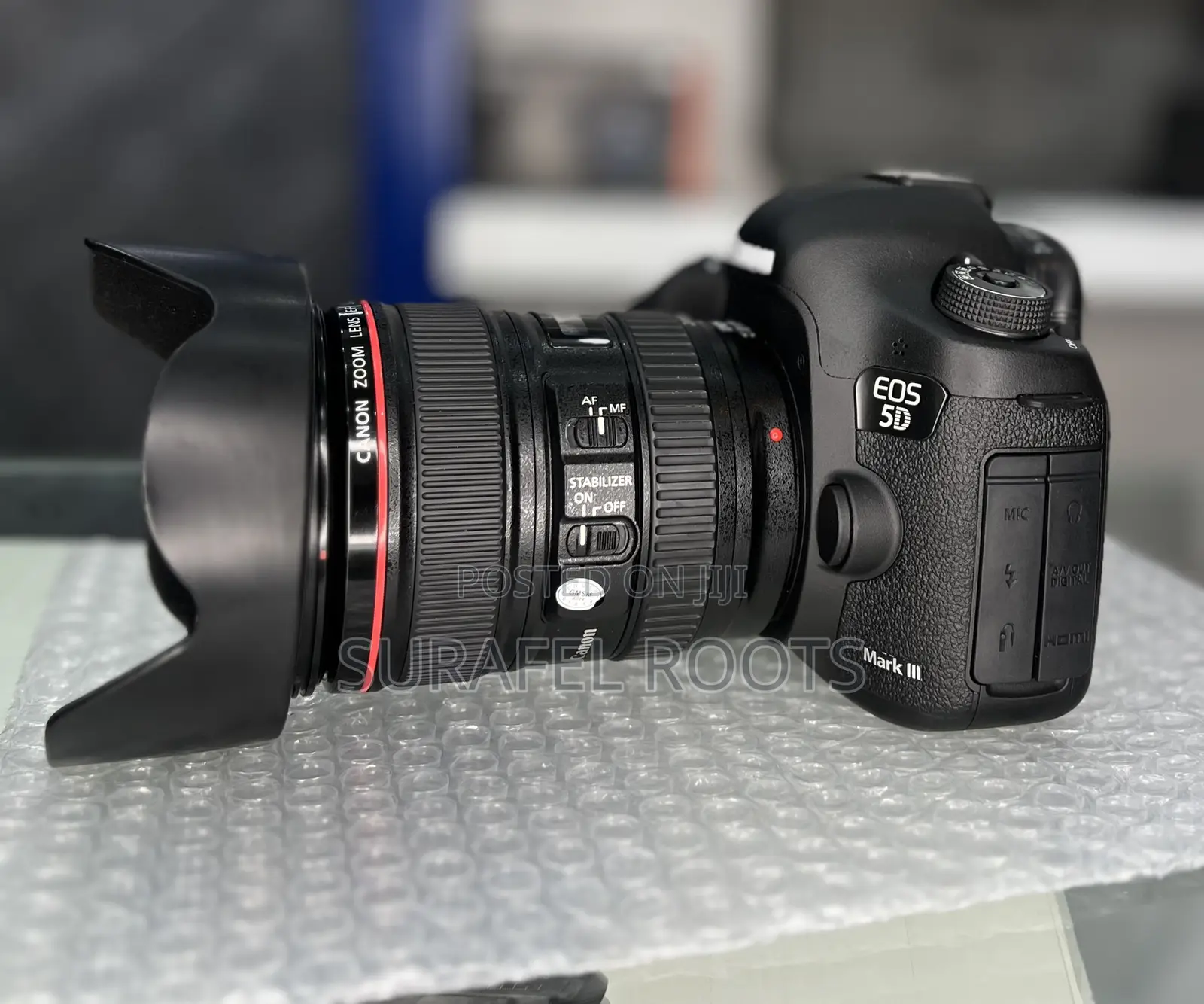 Canon Camera Mark 3. 5 D With 24-105 Mm