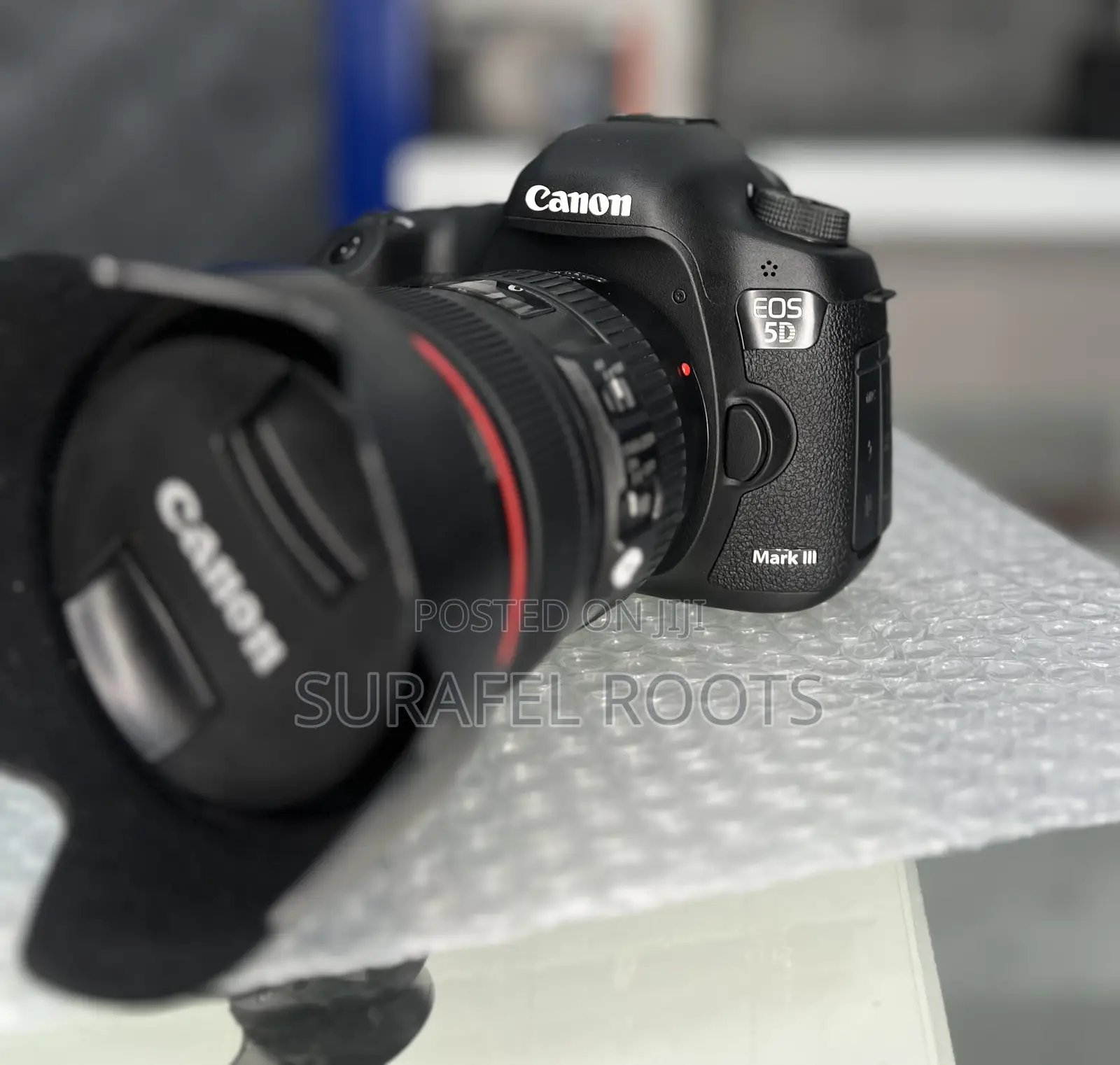 Canon Camera Mark 3. 5 D With 24-105 Mm
