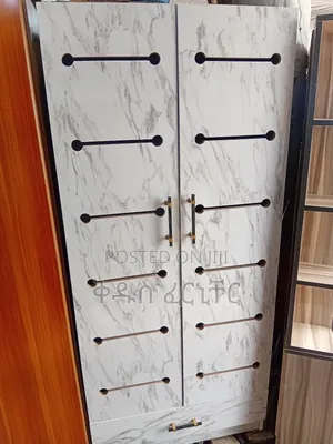 Photo - በጥራት የተሰራ ኦርጅናል ናምኔት 80c.M የጫማ ሼልፍ