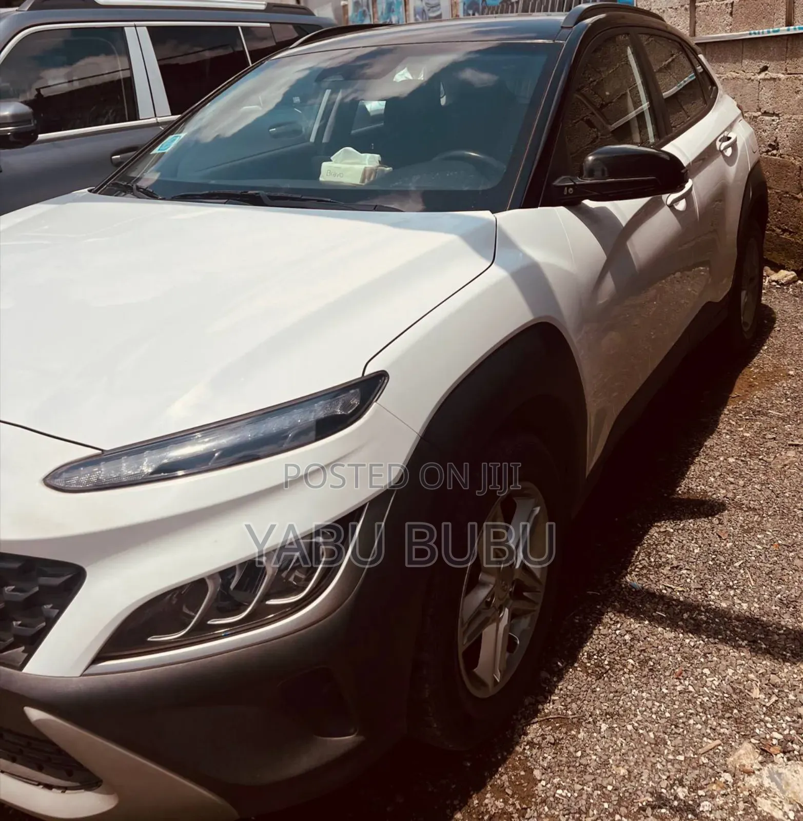 Hyundai Kona Limited 2022 White