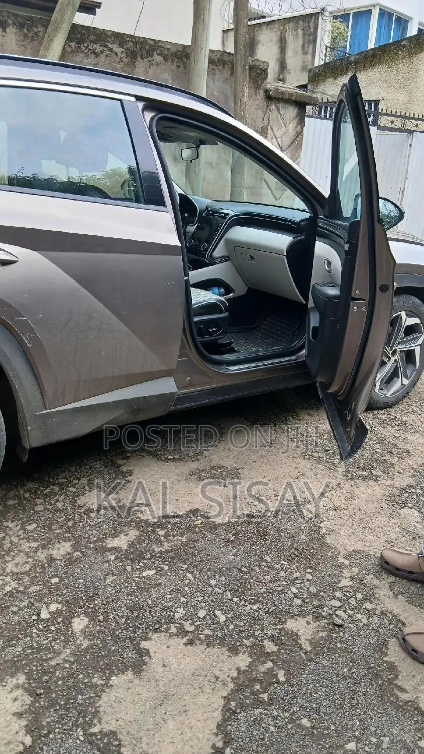 Hyundai Tucson 2022 Gray