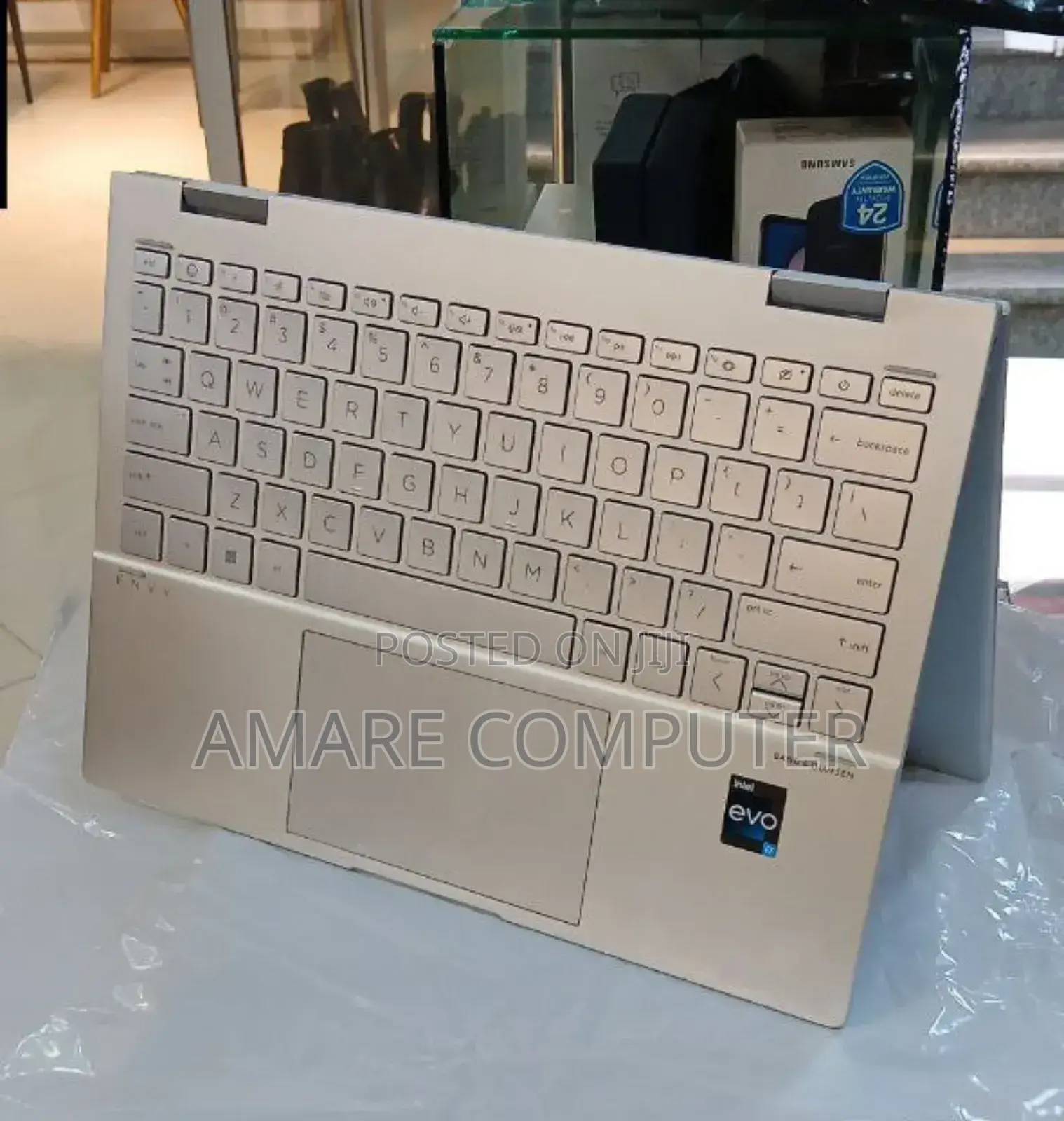 New Laptop HP Envy X360 8GB Intel Core I7 SSD 512GB