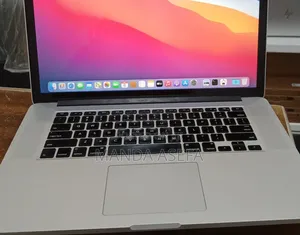 New Laptop Apple MacBook Pro 2015 16GB Intel Core i7 SSD 256GB