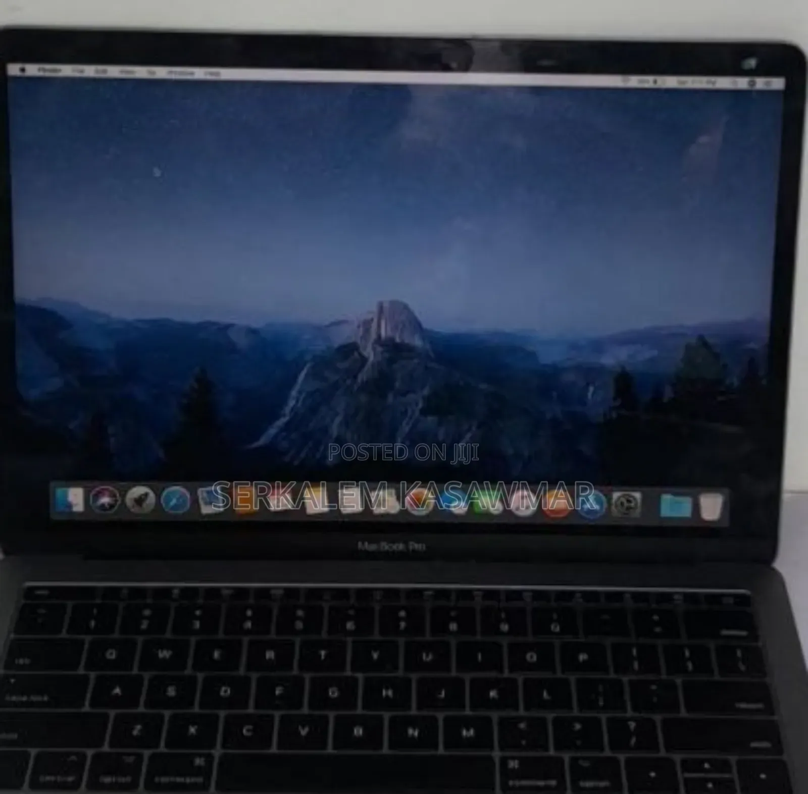 New Laptop Apple MacBook Pro 2017 8GB Intel Core I5 SSD 128GB