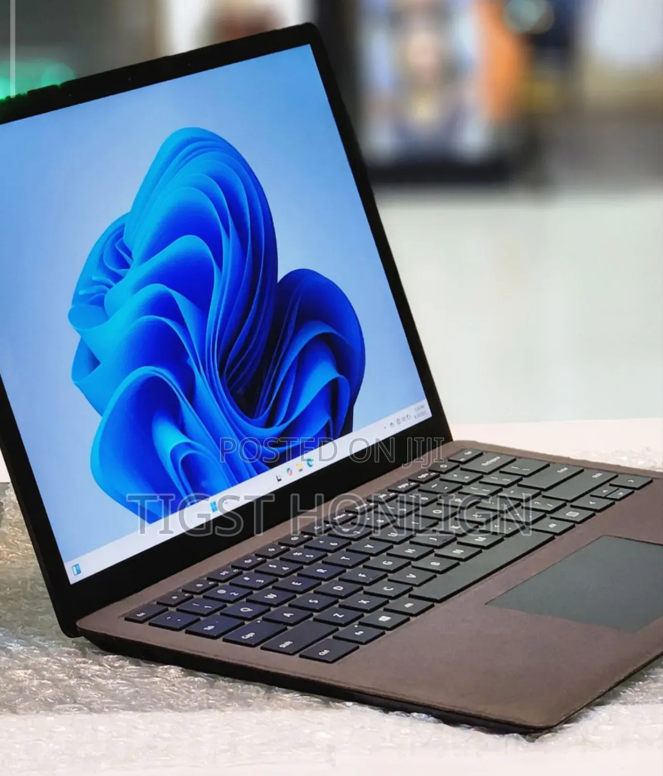 New Laptop Microsoft Surface 16GB Intel Core I7 SSD 512GB