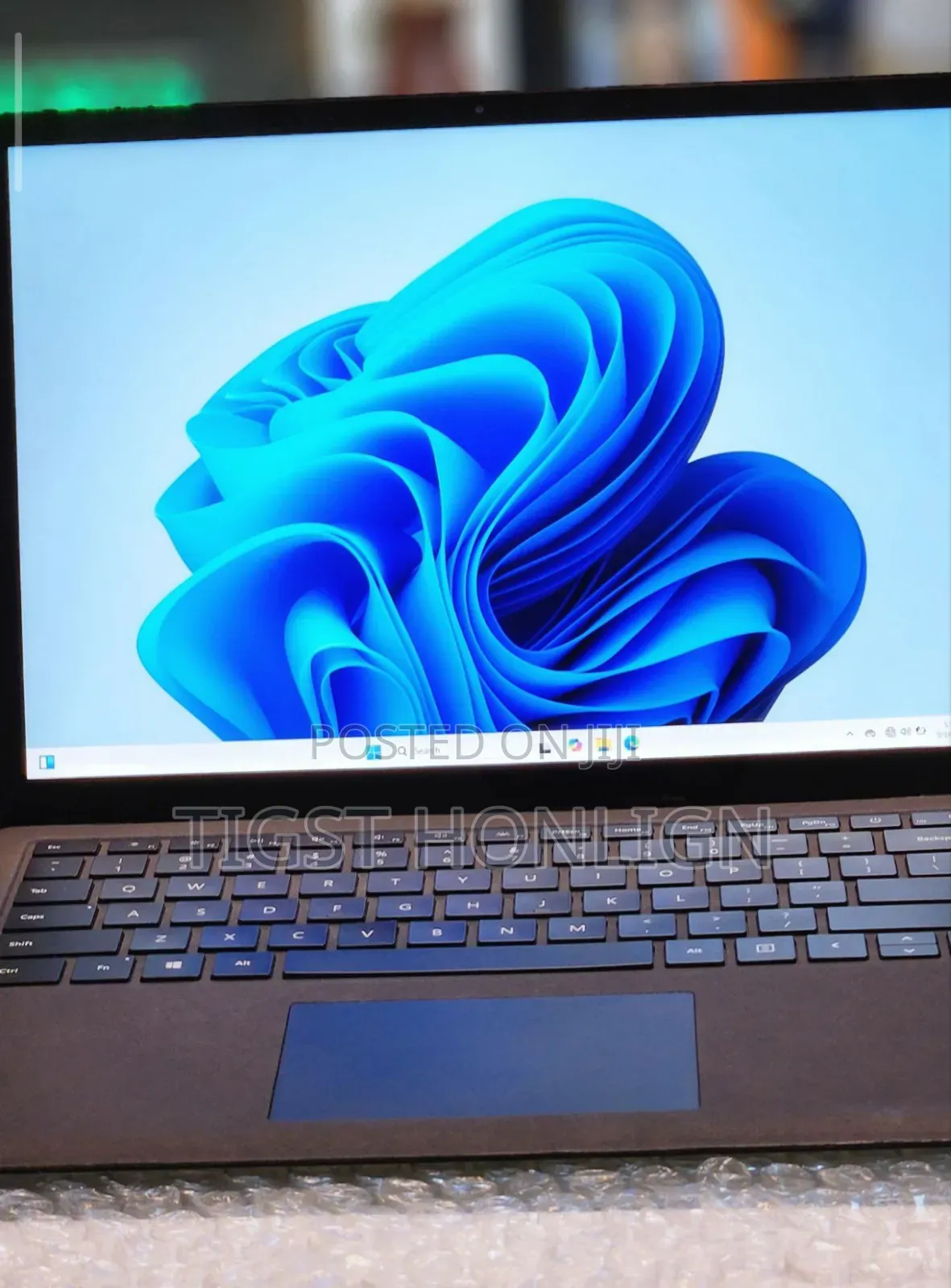 New Laptop Microsoft Surface 16GB Intel Core I7 SSD 512GB