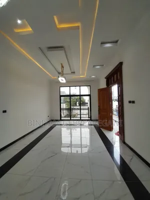 6bdrm Villa in House, Yeka for rent