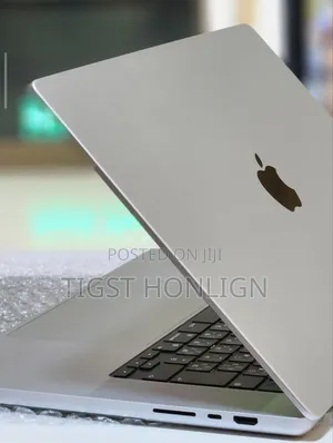 New Laptop Apple MacBook Pro M1 32GB Apple M1 Pro SSD 512GB