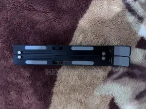 የላፕቶፕ ማስቀመጫ