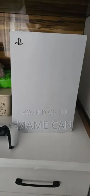 Photo - Playstation 5 Fat