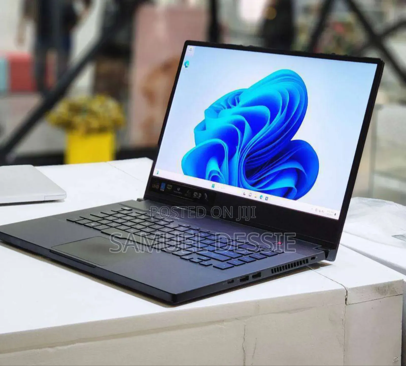 New Laptop Asus ROG Zephyrus G15 16GB Intel Core I7 SSD 512GB