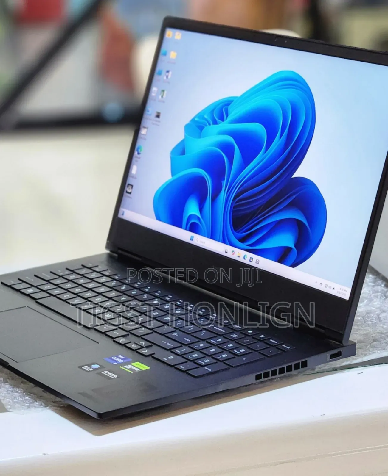 New Laptop HP Omen 16 16GB Intel Core I9 SSD 1T