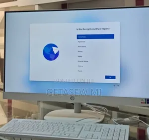 Photo - New HP 200 G4 22 All-in-One 8GB Intel Core I7 SSD 512GB