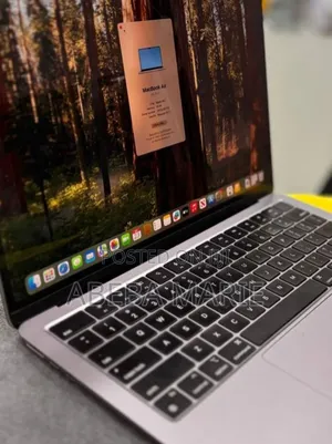 Photo - New Laptop Apple MacBook Air 2023 M2 8GB Apple M2 SSD 256GB