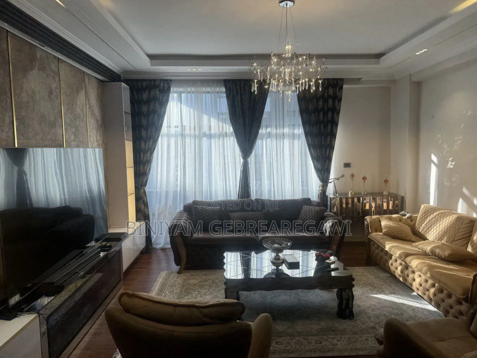 Furnished 5bdrm Apartment in Apartment, Yeka for rent