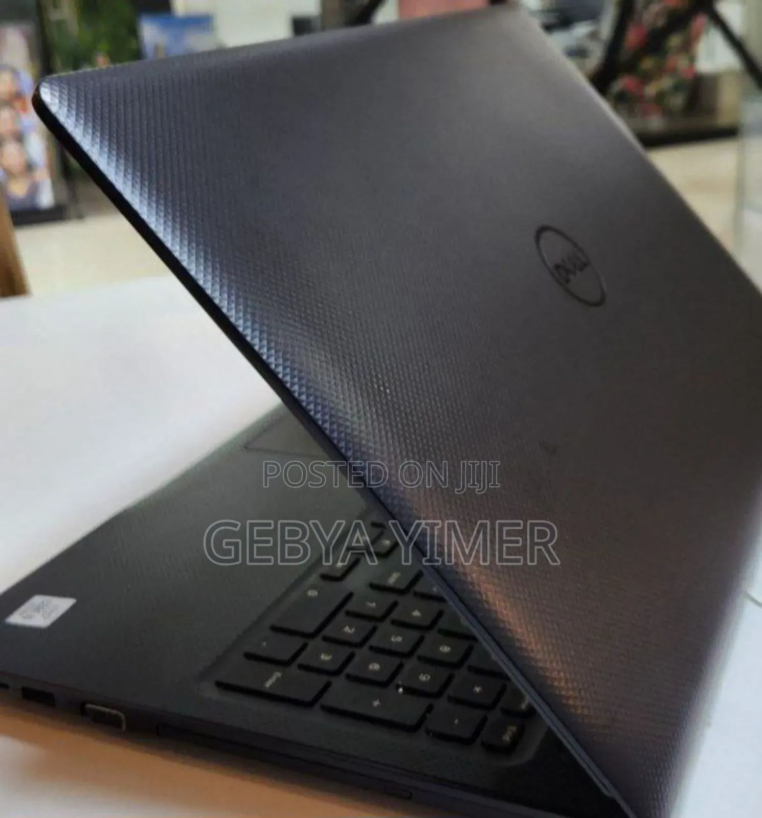 New Laptop Dell Vostro 1014 8GB Intel Core i7 SSD 1T
