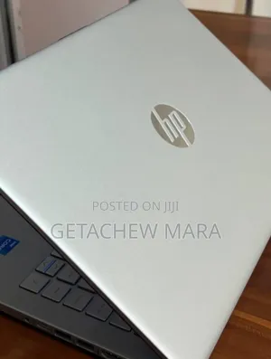 New Laptop HP Stream Notebook 8GB Intel SSD 256GB