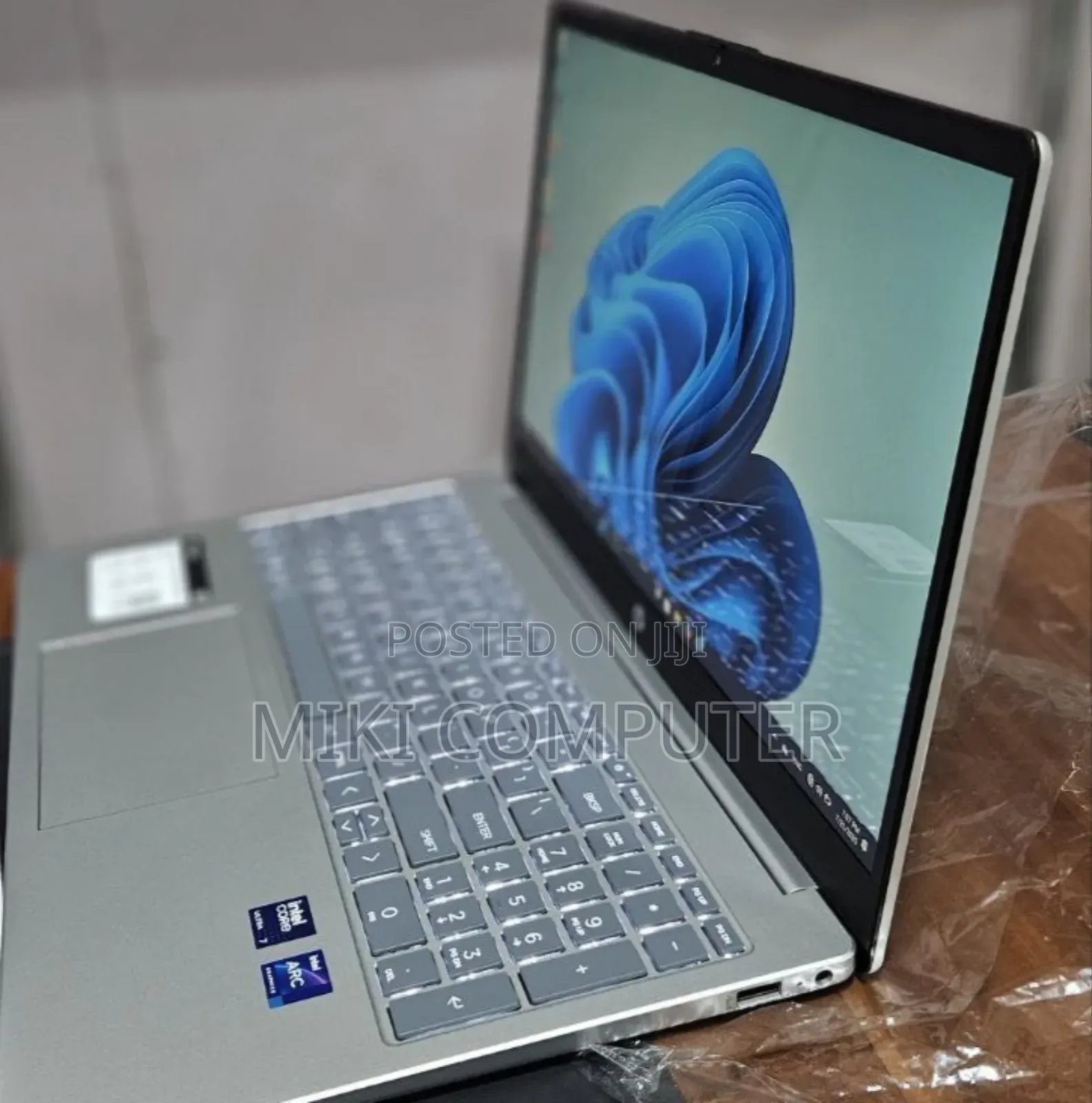 New Laptop HP Pavilion 15 16GB Intel Core Ultra 7 SSD 512GB