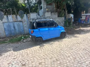 Bajaj Qute 2016 Blue