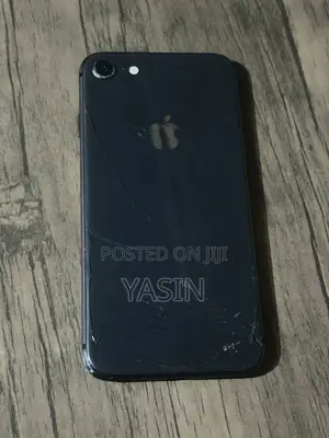 Apple iPhone 8 64 GB Black