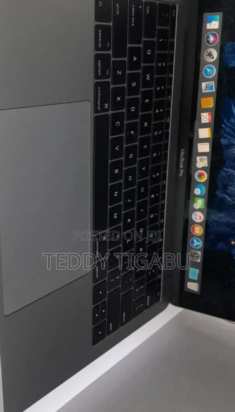 New Laptop Apple MacBook Pro 2017 8GB Intel Core I5 SSD 128GB