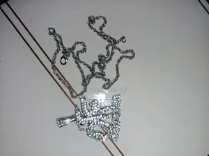 Luxurious Ice Crystal Zirconia Letter Otf Letter Pendant Necklac