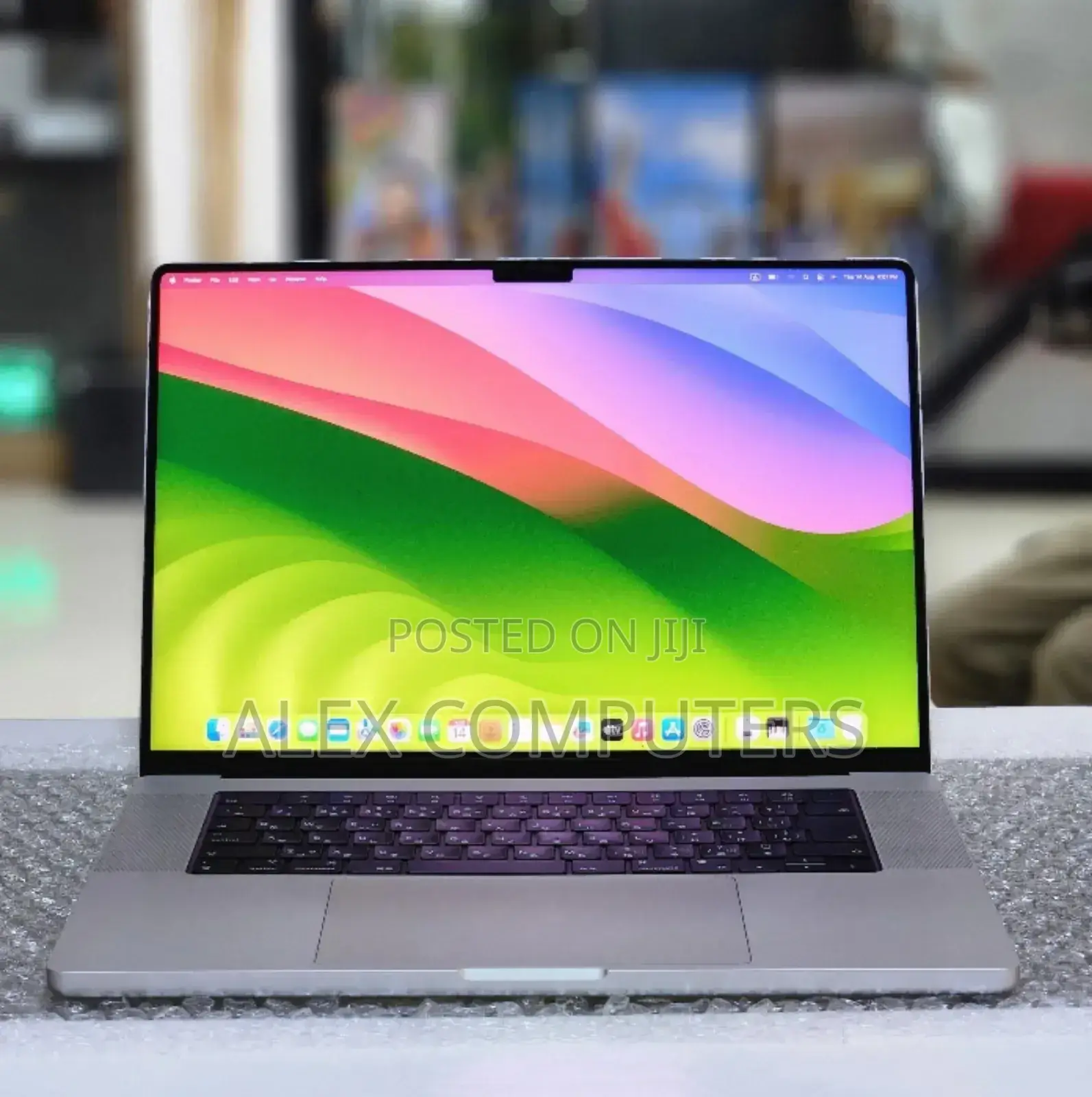 New Laptop Apple MacBook Pro M1 16GB Apple M1 SSD 512GB