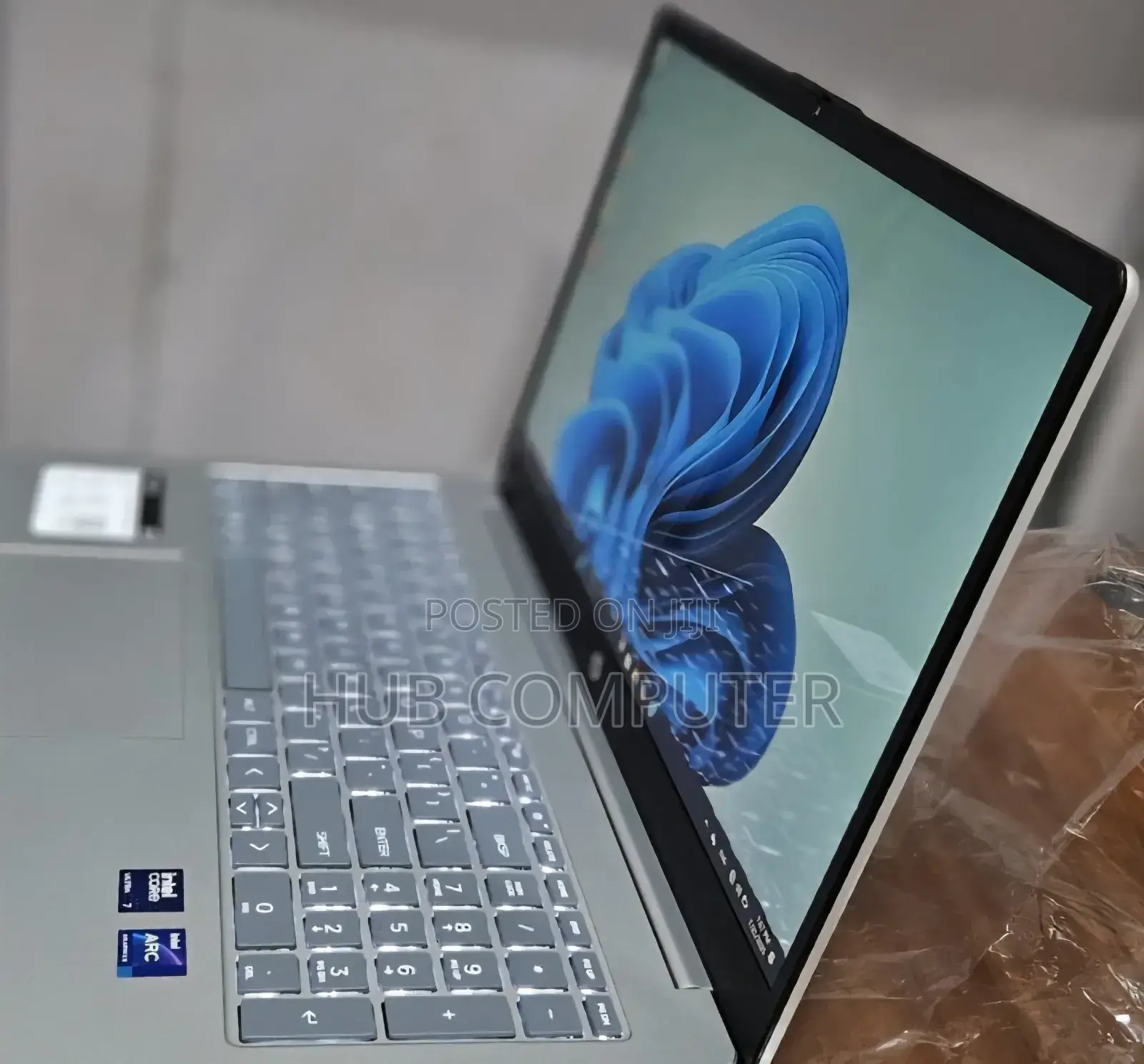 New Laptop HP Envy 13 16GB Intel Core Ultra 7 SSD 512GB