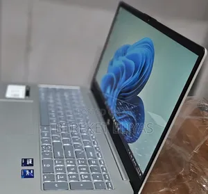 New Laptop HP Envy 13 16GB Intel Core Ultra 7 SSD 512GB