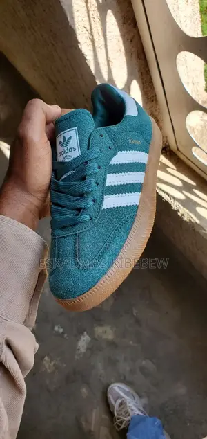 Photo - Adidas Samba