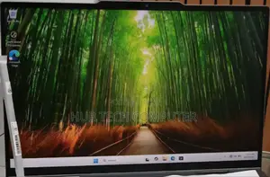 Photo - New Laptop Lenovo Yoga 7i 64GB Intel Core Ultra 7 SSD 1T